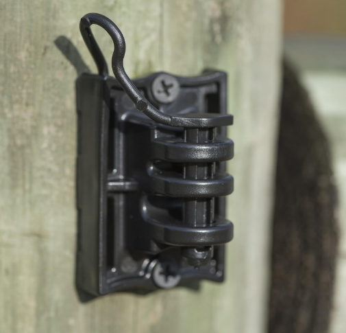 Lot Of 50 – New Zareba Wood Post Pin Lock Insulator, Black (25) Per Package