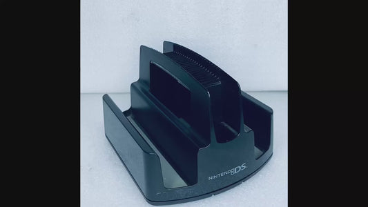 #31 - slam Brands Caddy/Storage Holder Organizer For Nintendo DS 223168 - (READ) - (IN CONDITION AS SHOWN)